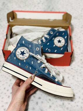 Converse Chuck 70 Hi Women’s Size 8 Blue Egret Midnight High Top Sneakers EUC